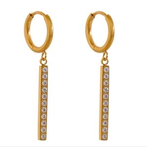 Adorable Dangle Stick Diamond Earrings